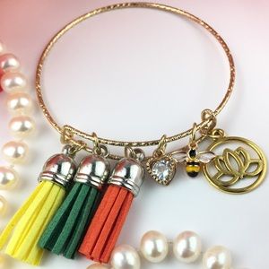 ✨3/20$ FLOWER BEE TASSEL CUBIC ZIRC. BRACELET